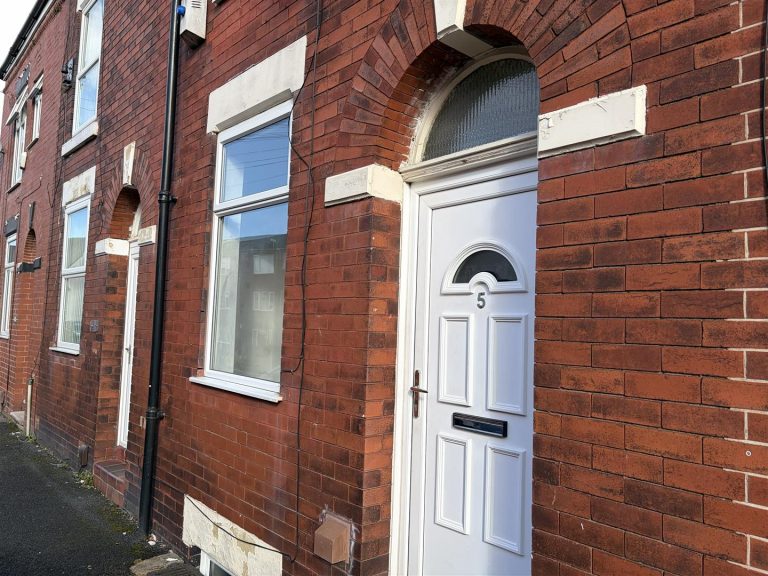 Gorseyfields, Droylsden, Manchester